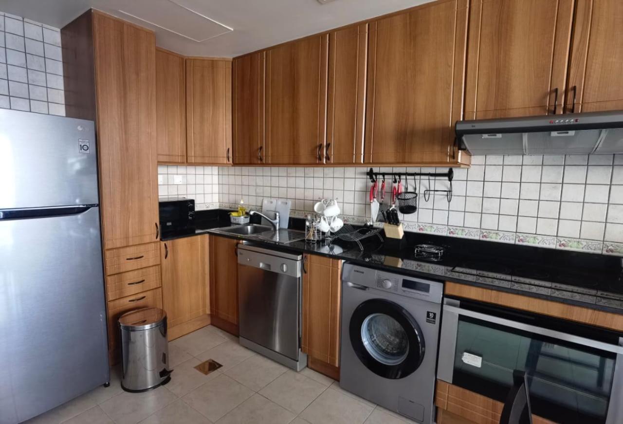 Serenity 3Br Palm View In Marina Apartment Dubai Exterior photo